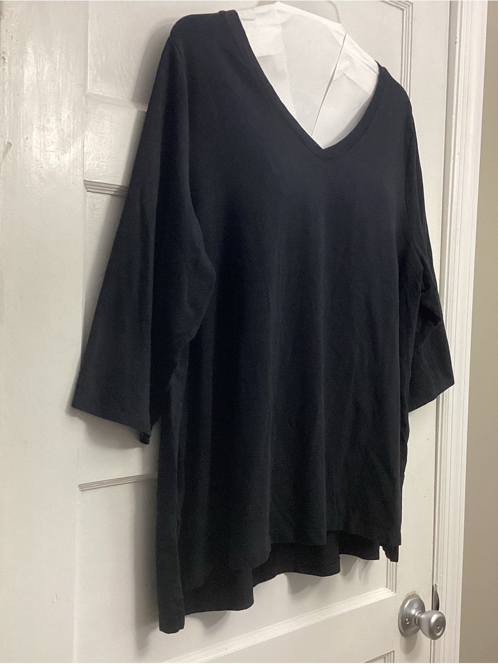 Jones New York Basic Black V-Neck Oversized Tunic Top Shirt